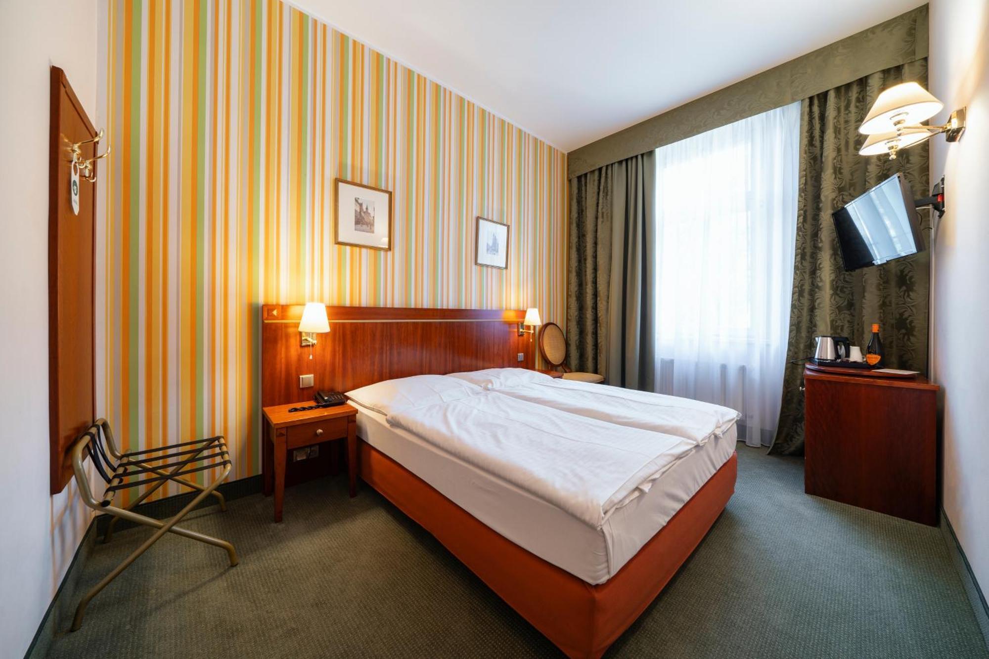 Hotel Raffaello Praga Zewnętrze zdjęcie